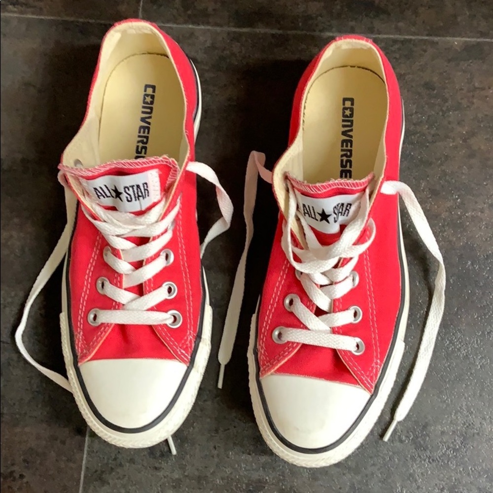 PRICE DROP $10 OFF!! Converse All Stars Hot Pink